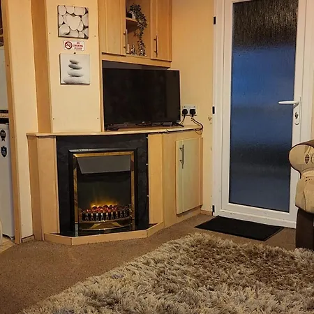 Bay - Caravan Chalet